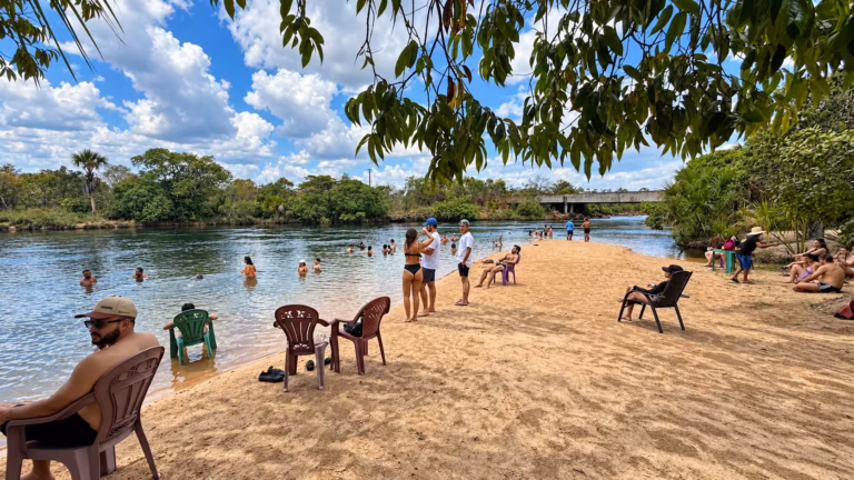 Vista da Prainha do Rio Novo próximo a Comunidade Quilombola l Jalapão 4x4 Turismo e Aventura
